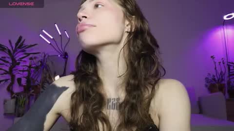 Elsa online show from 01/12/26, 05:34