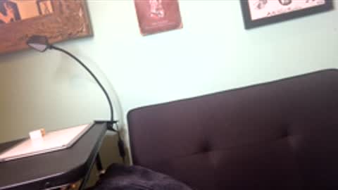 lovelove9915 online show from 04/21/26, 08:09