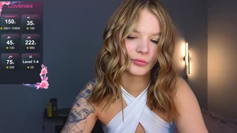 Jenny online show from 12/17/24, 02:44