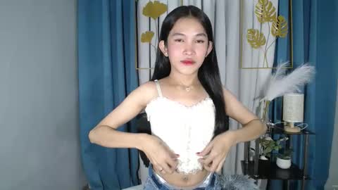 BELLA online show from 05/17/26, 02:02