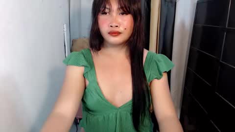 lovely_carmen_intown online show from 09/20/25, 05:58
