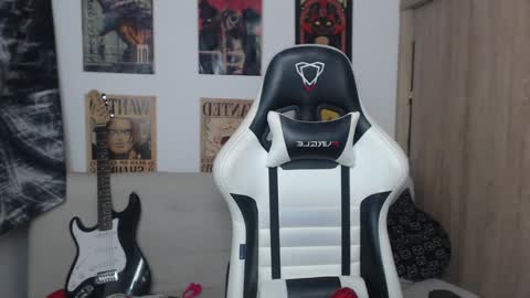 Cassie online show from 01/22/25, 11:53