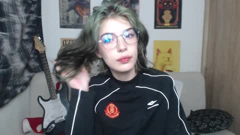 Cassie online show from 02/08/25, 09:46