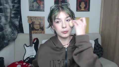 Cassie online show from 02/11/25, 11:01