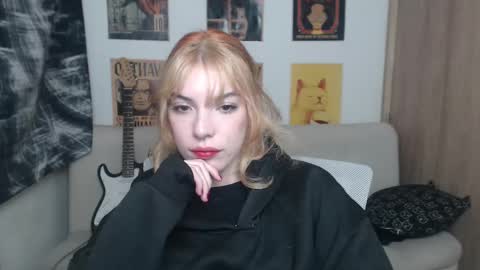 Cassie online show from 03/06/25, 09:14