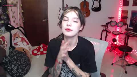Cassie online show from 10/23/25, 04:12