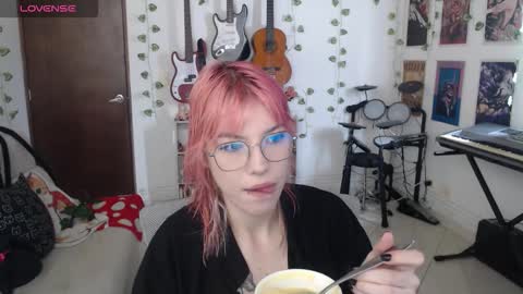 Cassie online show from 01/11/26, 09:09