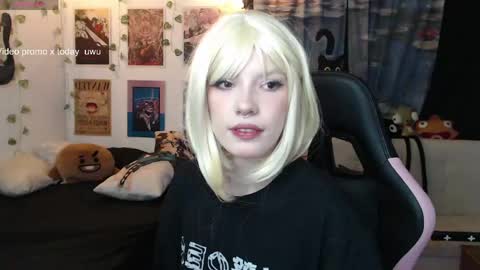 Snapshot of lovely_cass chatting on 05/08/26, 06:30 Cassie online show from 05/08/26, 06:30