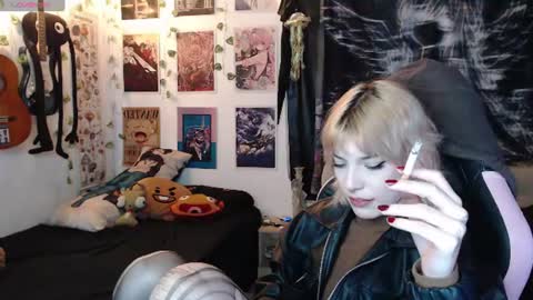 Snapshot of lovely_cass chatting on 07/10/26, 05:34 Cassie online show from 07/10/26, 05:34