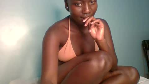 Snapshot of lovely_choco chatting on 09/27/25, 04:23 Choco online show from 09/27/25, 04:23