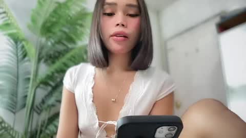 lovely_cittie18 online show from 04/28/26, 02:38
