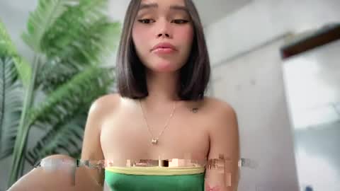 lovely_cittie18 online show from 04/29/26, 02:59