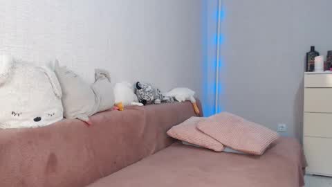 Lovely Hayley online show from 10/23/25, 11:14