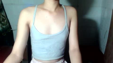 Snapshot of lovely_joan123 chatting on 04/17/26, 02:31 lovely_joan123 online show from 04/17/26, 02:31
