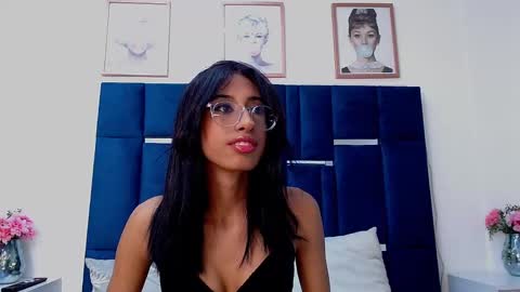   online show from 10/29/25, 02:08