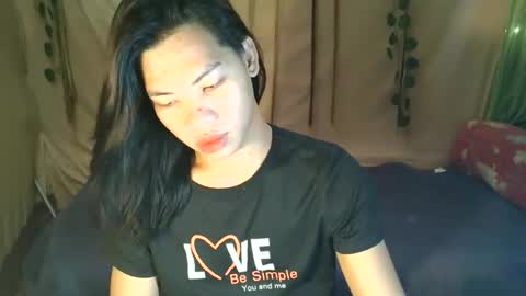 Snapshot of lovely_krizzy chatting on 12/14/25, 06:08 lovely_krizzy online show from 12/14/25, 06:08