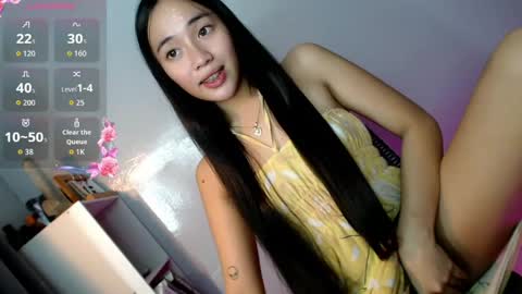 Snapshot of lovely_leah23 chatting on 05/22/26, 09:20 lovely_leah23 online show from 05/22/26, 09:20