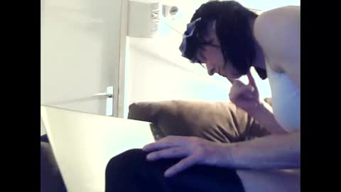 Snapshot of lovely_me165244 chatting on 02/27/25, 10:09 mooie man online show from 02/27/25, 10:09