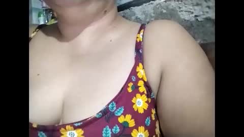 Snapshot of lovely_orchid chatting on 11/28/25, 11:35 lovely_orchid online show from 11/28/25, 11:35