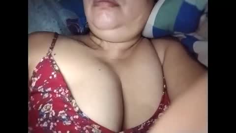 Snapshot of lovely_orchid chatting on 12/15/25, 09:41 lovely_orchid online show from 12/15/25, 09:41