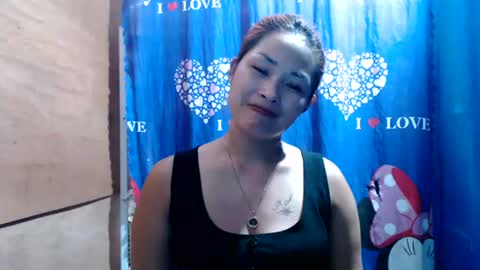 Snapshot of lovely_singlemom chatting on 07/23/26, 01:58 ask me dear online show from 07/23/26, 01:58