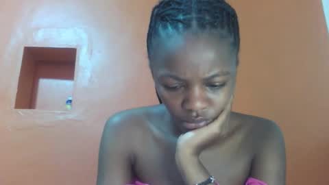 Lovely yvonne online show from 11/10/25, 11:31