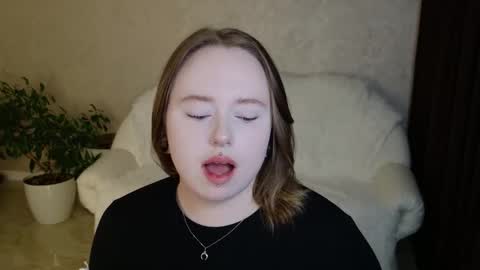 Beatrice online show from 02/14/26, 09:44