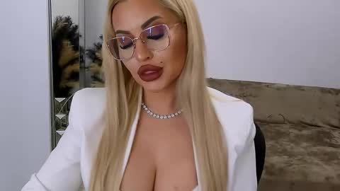 PrAllinXXXa online show from 02/12/26, 10:27