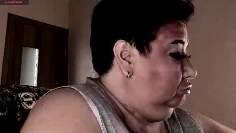 Snapshot of lovelyboobsx chatting on 06/22/26, 03:25 Anelana online show from 06/22/26, 03:25