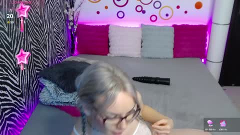    online show from 01/12/25, 01:05