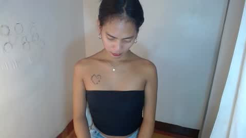 Snapshot of lovelycarmilla chatting on 09/26/25, 10:47 Carnilla online show from 09/26/25, 10:47