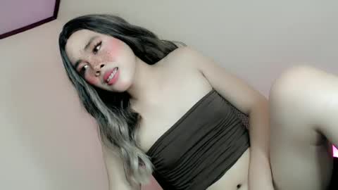 Snapshot of lovelygirl_marga chatting on 06/21/26, 07:11 Im marga online show from 06/21/26, 07:11