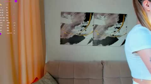 lovelygracee online show from 10/20/25, 12:49