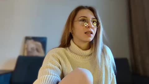 Kate only online show from 03/08/25, 12:20