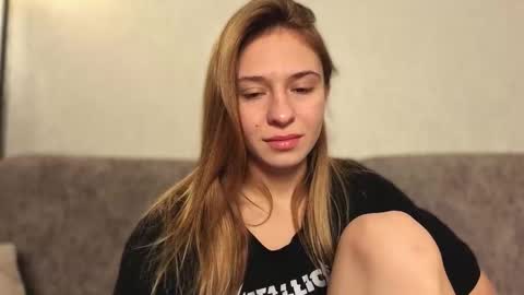 Kate only online show from 10/31/25, 12:17