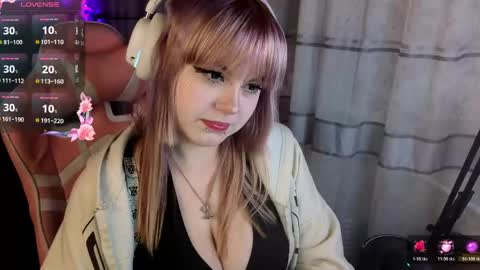 Snapshot of lovelykristii chatting on 05/01/26, 10:25 hristie online show from 05/01/26, 10:25