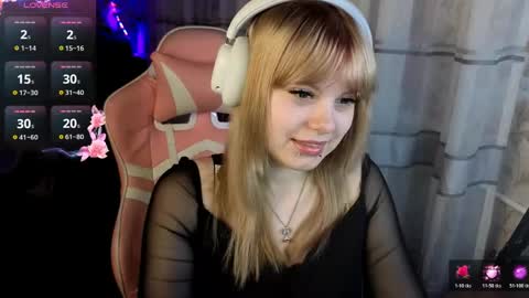 Snapshot of lovelykristii chatting on 05/08/26, 09:53 hristie online show from 05/08/26, 09:53