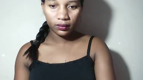 Snapshot of lovelylarra chatting on 05/08/26, 06:52 lovelylarra online show from 05/08/26, 06:52