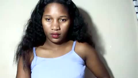 Snapshot of lovelylarra chatting on 06/08/26, 06:14 lovelylarra online show from 06/08/26, 06:14