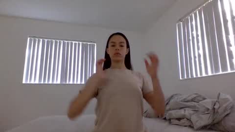 Snapshot of lovelylovelybrooke chatting on 02/12/25, 09:11 lovelylovelybrooke online show from 02/12/25, 09:11