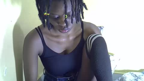 lovelymee2 online show from 09/28/25, 09:31