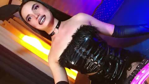 lovelymiss_shyna11 online show from 05/09/26, 08:41