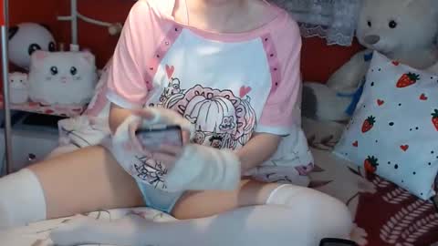   Lisa Cherry  online show from 02/20/25, 01:25