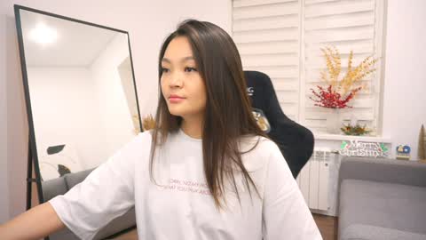 kim online show from 01/03/25, 10:19