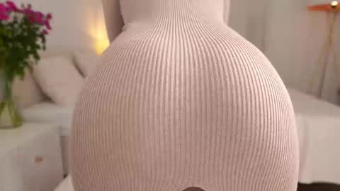 kim online show from 11/14/25, 04:17