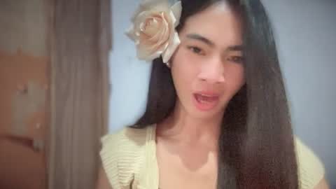 lovelyours_kishia online show from 06/27/26, 04:34