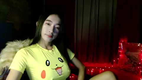lovelypetite143 online show from 02/10/26, 04:38