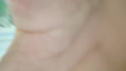 Snapshot of lovelysweetie4u chatting on 04/24/26, 08:39 eunice online show from 04/24/26, 08:39