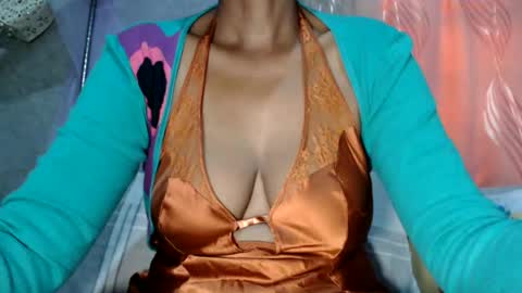 Snapshot of lovelythighs54 chatting on 07/02/26, 05:35 miss fancy louis online show from 07/02/26, 05:35