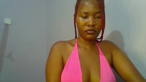 Snapshot of lovelyy_dreams chatting on 04/28/26, 06:57 Hanna online show from 04/28/26, 06:57